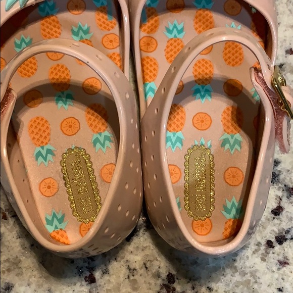 Mini Melissa 8 - Picture 3 of 5